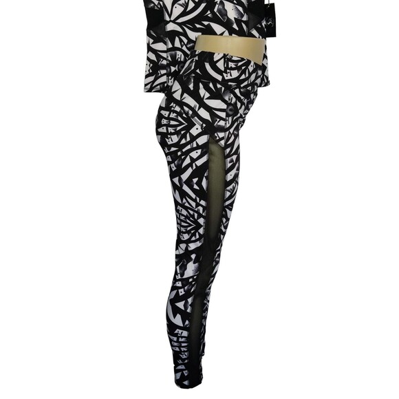 S-M‎ Size Women Active Set of Leggings Tank Black White Top and Legging Set - Picture 7 of 9